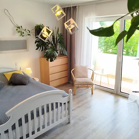 Dom Na Górce W Beskidach - Apartamenty, Gorki Wielkie