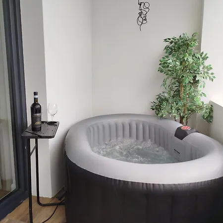 Dom Na Górce W Beskidach - Apartamenty, Apartamento Gorki Wielkie