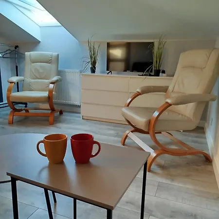 Apartamento Dom Na Górce W Beskidach - Apartamenty, Gorki Wielkie